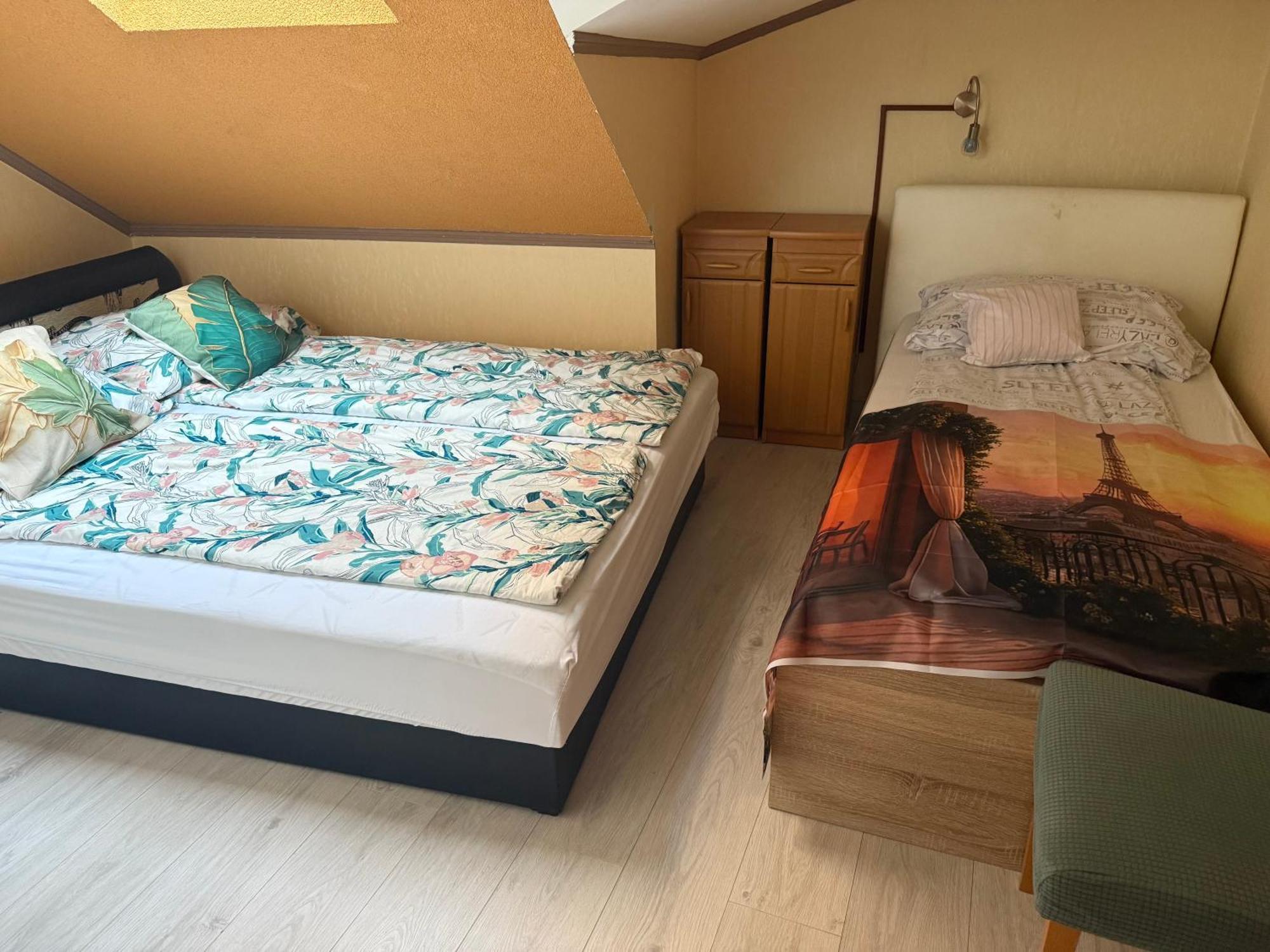 Appartement Paris-Lux. à Hajdúszoboszló Extérieur photo